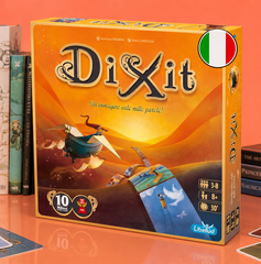 Copertina di Dixit a 23,99€ su Amazon, fantasia e risate per 3-8 giocatori