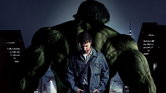 L'incredibile Hulk: Banner fugge dal mostro e dal generale Ross