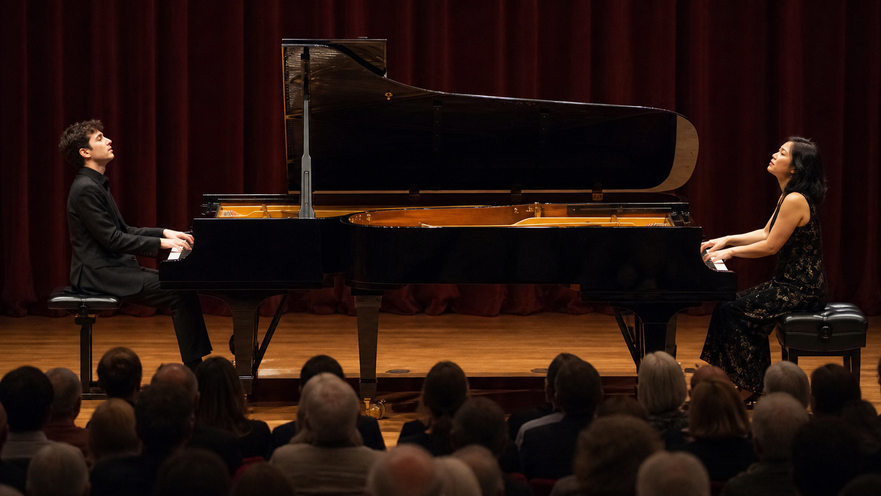 Dove vedere Four Hands, Two Sonatas oggi: orario e streaming della premiere