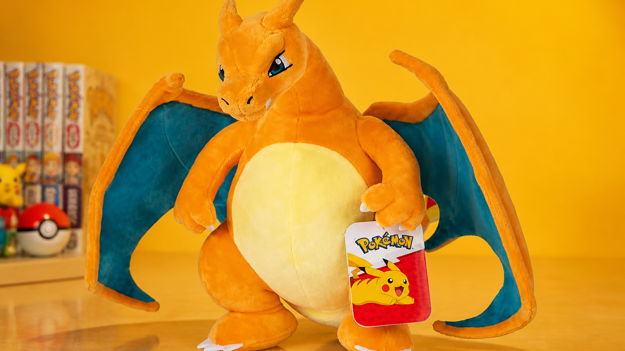 Immagine di Peluche Pokémon Charizard da 30 cm a 29,98€, mai costato così poco