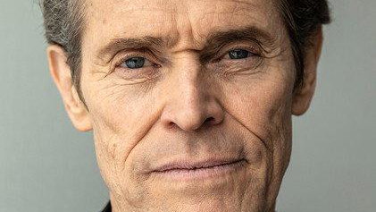 Willem Dafoe — Nathan Dawkins tra scienza e aldilà in Beyond