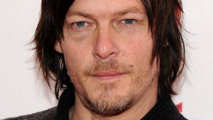Norman Reedus — Corpo e voce del corriere di Death Stranding