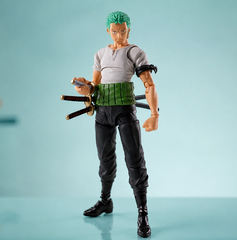 Copertina di TAMASHII NATIONS - Action figure a 65€ su Amazon