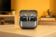 Copertina di A 159€ i Samsung Galaxy Buds3 Pro regolano da soli suono e rumore