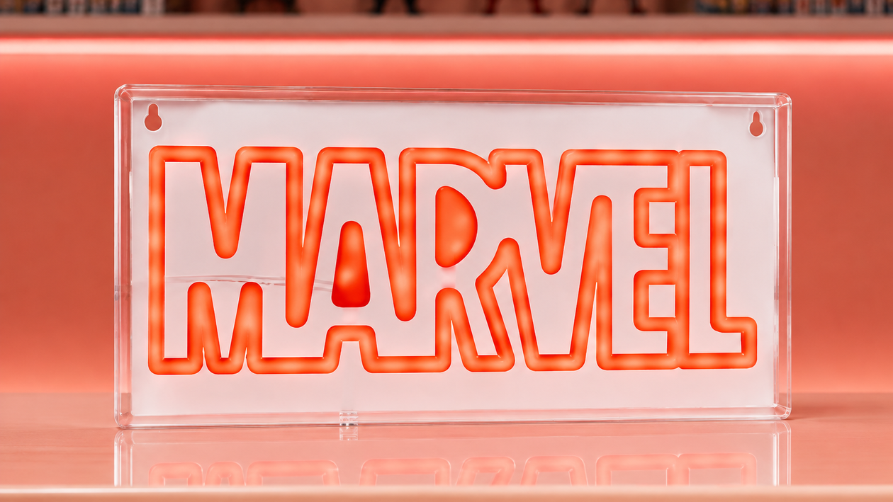 Immagine di Luce neon Marvel Paladone a 25,61€, il logo da 30 cm che merita la parete