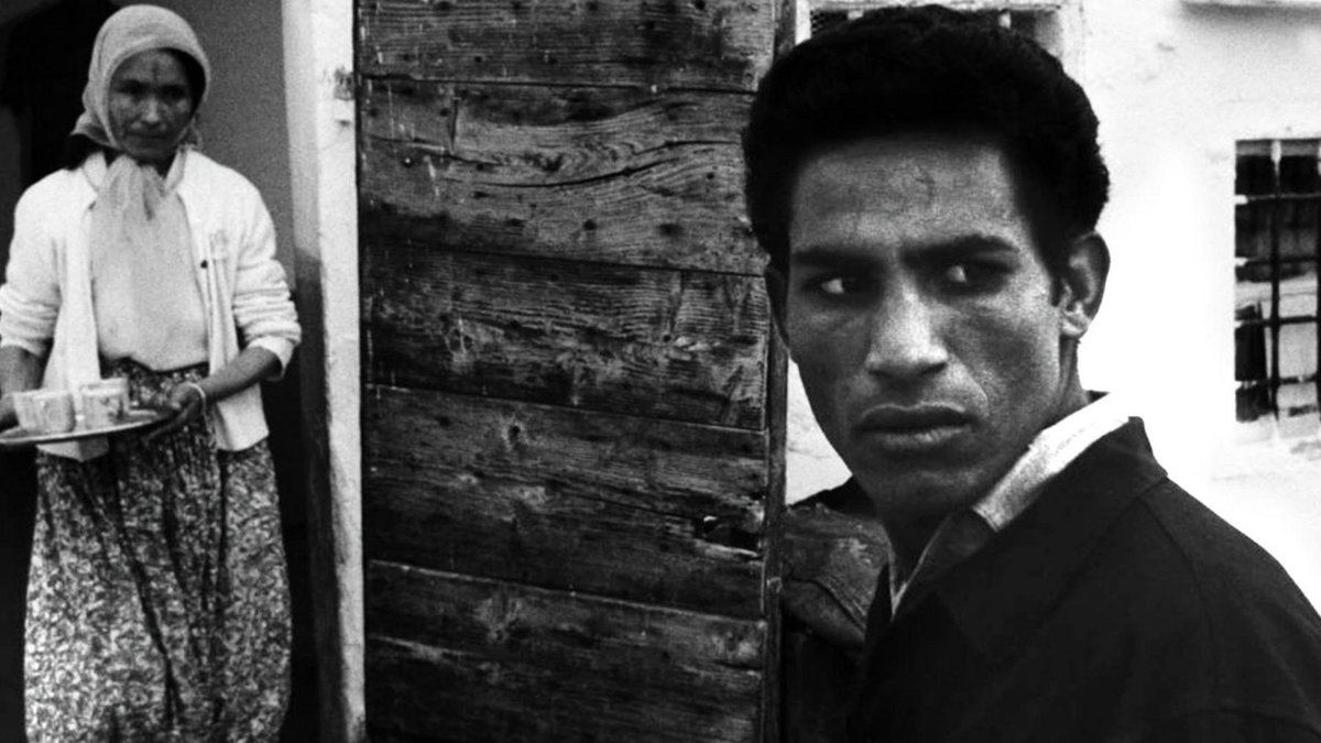 Immagine di La battaglia di Algeri, il film stasera in tv su Rai 5: trama, cast e streaming