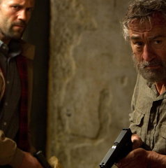 Copertina di Killer Elite, il film stasera in tv su Italia 1: trama, cast e streaming