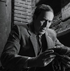 Copertina di Spider-Noir: Nicolas Cage considera completa la sua versione pop-art dell’eroe