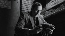 Copertina di Spider-Noir: Nicolas Cage considera completa la sua versione pop-art dell’eroe