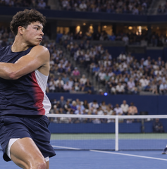 Copertina di Dove vedere Ben Shelton-Carlos Alcaraz oggi: orario, canale e streaming degli US Open 2026