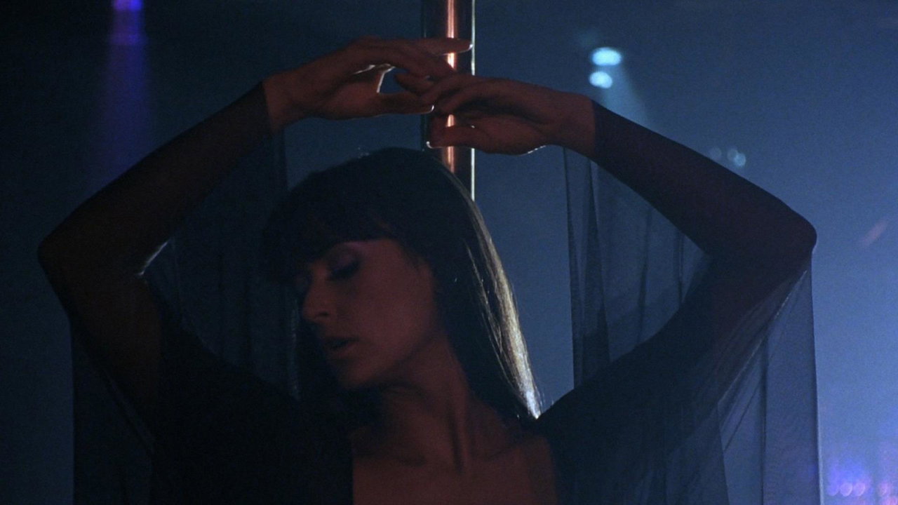 Striptease, il film stasera in tv su La7 Cinema: trama, cast e streaming