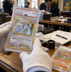 Copertina di Pokémon TCG: Lugia e Typhlosion vendute per 696.000 dollari nella stessa asta