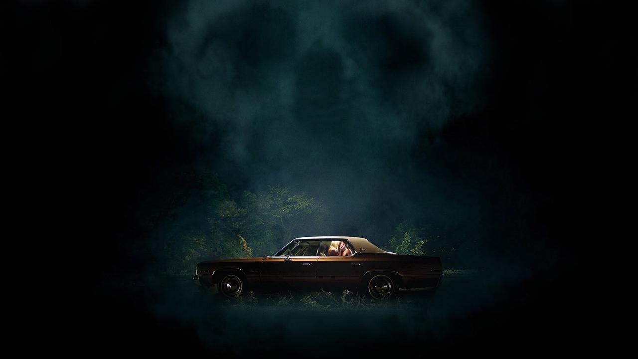 It Follows — La minaccia che non smette mai di camminare