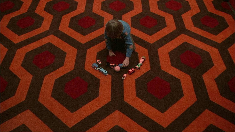 Shining — L'Overlook Hotel apre le porte alla follia