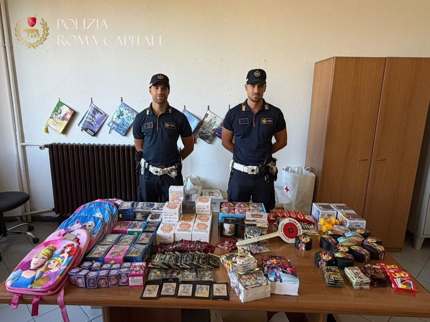 Carte Pokémon e UNO contraffatte a Roma: sequestrate circa 4.000 carte, sette persone denunciate