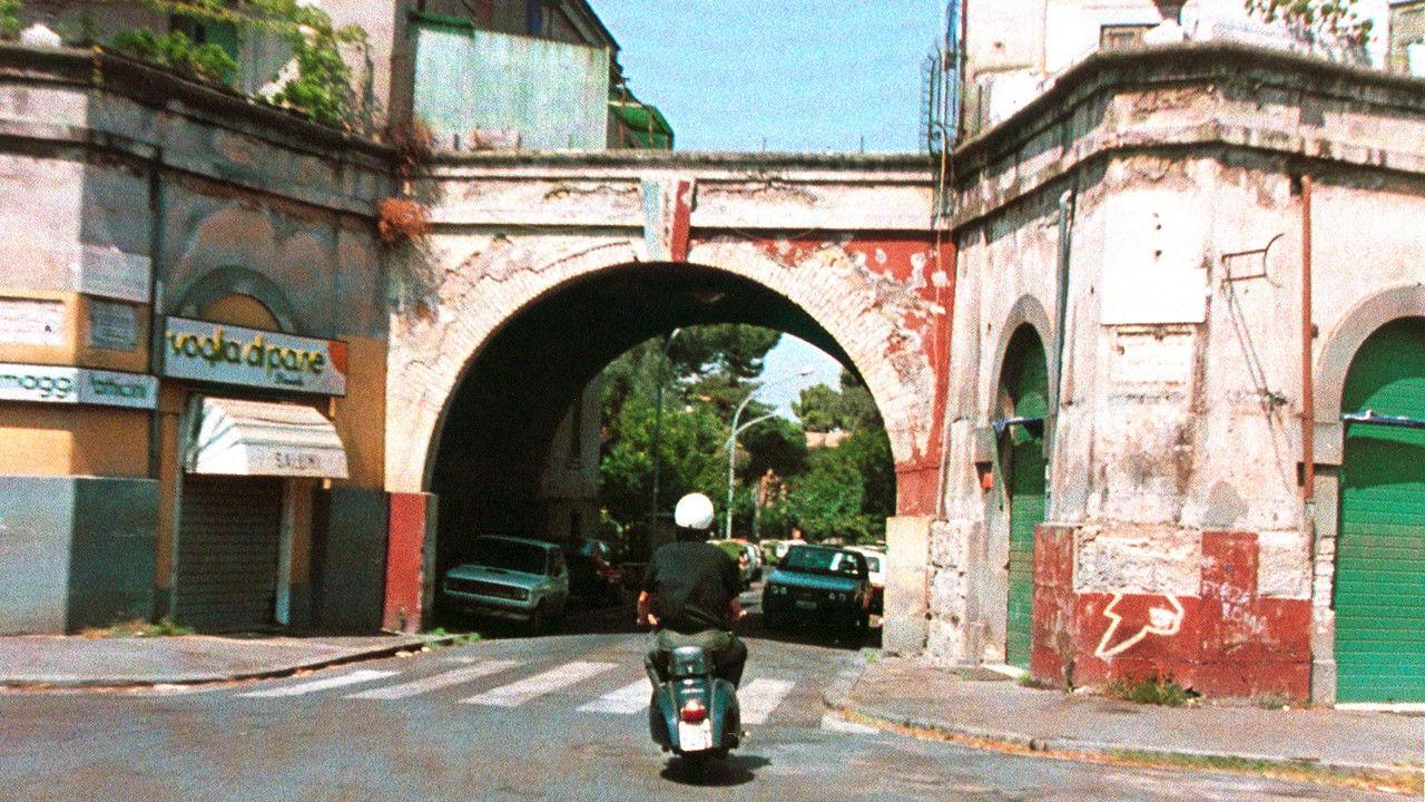 Caro diario: una Vespa attraversa Roma e la vita di Nanni Moretti