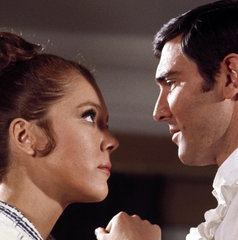 Copertina di Agente 007 Al servizio segreto di sua maestà: trama, cast e dove vederlo in streaming