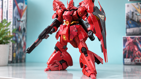 17,41€ in meno sul Bandai Sazabi RG 1/144, il kit di Char da esporre