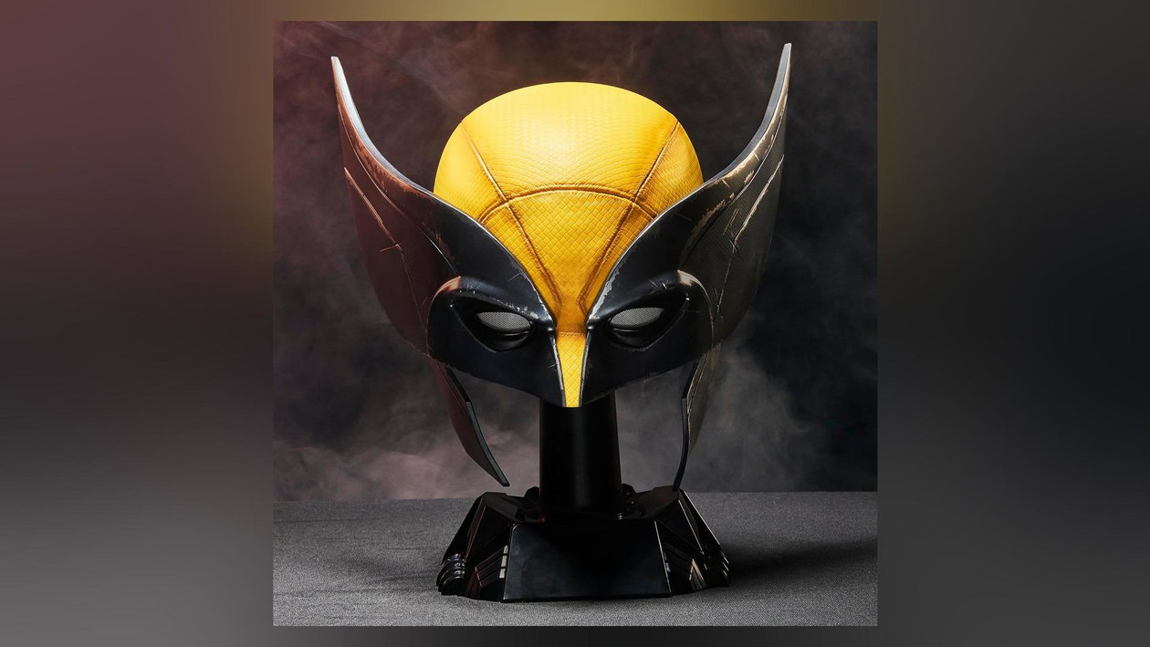 Immagine di Hasbro Marvel Legends, maschera di Wolverine 1:1 a 120€ per cosplay e vetrina