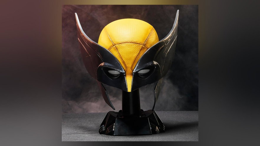 Hasbro Marvel Legends, maschera di Wolverine 1:1 a 120€ per cosplay e vetrina