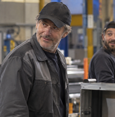 Copertina di Dove vedere la premiere di Boss in incognito 12 stasera: orario, canale e streaming