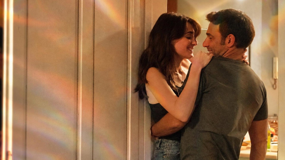 Immagine di Follemente, il film stasera in tv su Rai 1: trama, cast e streaming