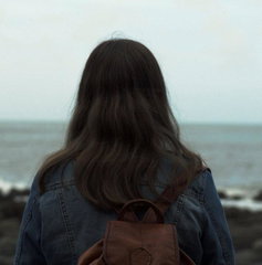 Copertina di In Waves: dopo Cannes, il film Netflix aprirà il festival francese di Los Angeles