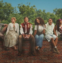 Copertina di A Different World: Deborah Wayne riporta Hillman College su Netflix