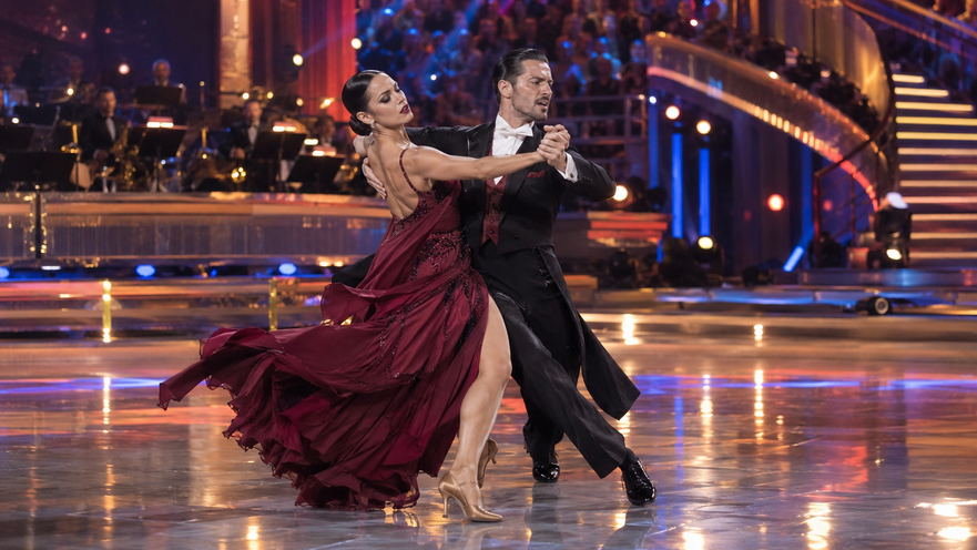 Dove vedere Ballando con le Stelle 21 stasera: orario, canale e streaming