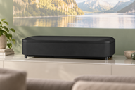 Copertina di Epson EH-LS800B, 1.261,65€ in meno per film 4K fino a 150 pollici