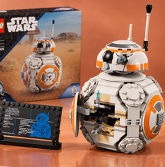 Copertina di LEGO Star Wars BB-8 fa l’OK a Finn e costa 59,99€, il minimo di sempre