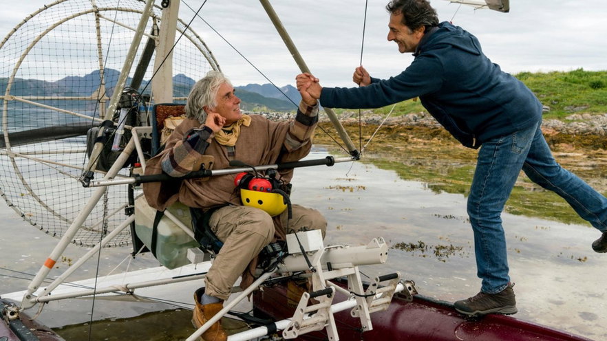 Sulle ali dell'avventura, il film stasera in tv su La5: trama, cast e streaming