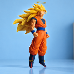 Copertina di Dragon Ball Z, Goku Super Saiyan 3 Masterlise da 120€ a 97,99€: da esporre