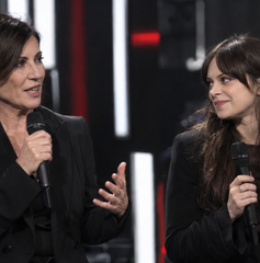 Copertina di Dove vedere Le Iene stasera 15 ottobre con Paola Turci e Francesca Michielin: orario, TV e streaming