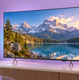 Il Philips Ambilight 65" costa 599€ e accompagna i film con la luce