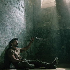 Copertina di Hounds of War, il film stasera in tv su Italia 1: trama, cast e streaming