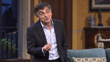 Copertina di Dove vedere Ogni promessa è debito con Vincenzo Salemme stasera: orario, TV e streaming