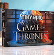Tiny Epic Game of Thrones costa 28,71€ e si gioca anche da soli