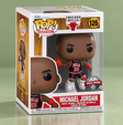 Il POP! di Michael Jordan costa 17,99€ e veste la maglia nera dei Bulls