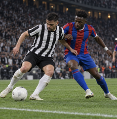 Copertina di Dove vedere Besiktas-Crystal Palace oggi: orario, canali TV e streaming dell’Europa League