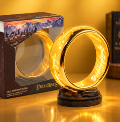 Copertina di La lampada Anello di Sauron di Grupo Erik a 45,90€ per le tue maratone fantasy