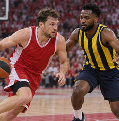 Copertina di Dove vedere Olympiacos-Fenerbahçe oggi 23 ottobre: orario, canale TV e streaming Eurolega