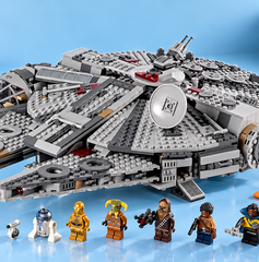 Copertina di LEGO Star Wars Millennium Falcon da 272,11€ a 213,98€, con sette personaggi