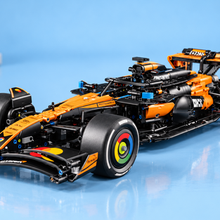 LEGO Technic McLaren MCL39 F1 al minimo di 172,49€, da costruire ed esporre