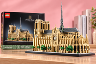 Copertina di LEGO Notre-Dame svela anche gli interni, a 189,99€ per la tua collezione