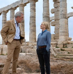 Copertina di DIG: Amy Poehler e Hugh Laurie nel primo trailer della commedia archeologica