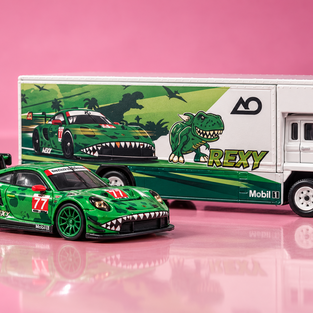 Hot Wheels Premium Rexy con transporter, due pezzi da vetrina a 103,66€