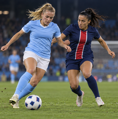 Copertina di Dove vedere Manchester City-PSG oggi: orario e streaming della Champions femminile