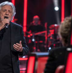Copertina di Dove vedere The Voice Senior 2026 stasera 30 ottobre: orario, canale e streaming delle ultime Blind Auditions