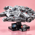 LEGO Star Wars Millennium Falcon sotto i 65€, da costruire e mettere in mostra